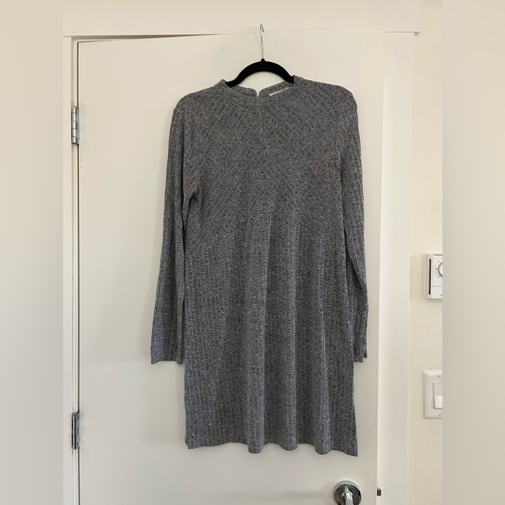 Grey long sleeve dress